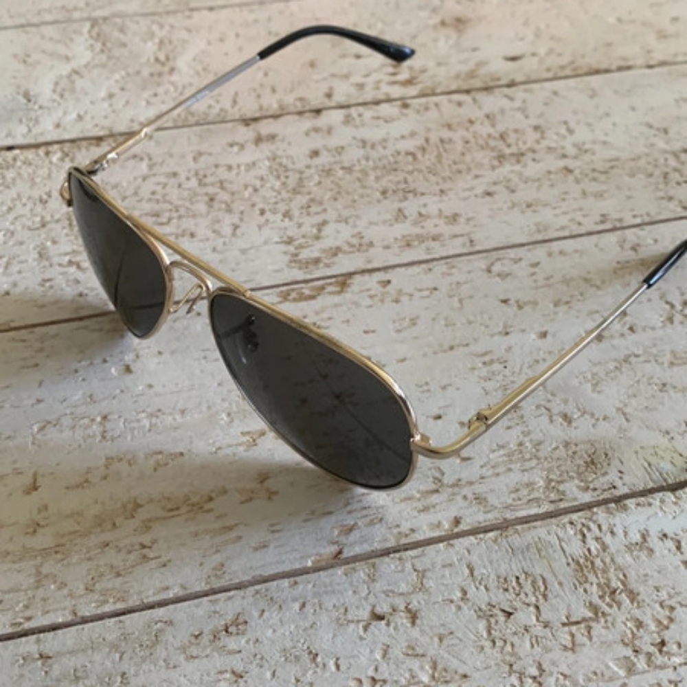 Aviators - Picture 2 of 2